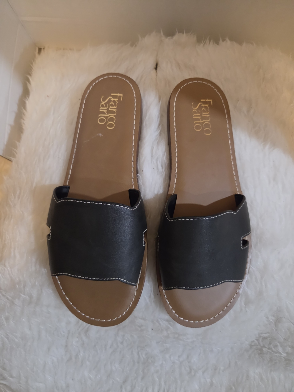 Franco Sarto Women's Black Slide Sandals